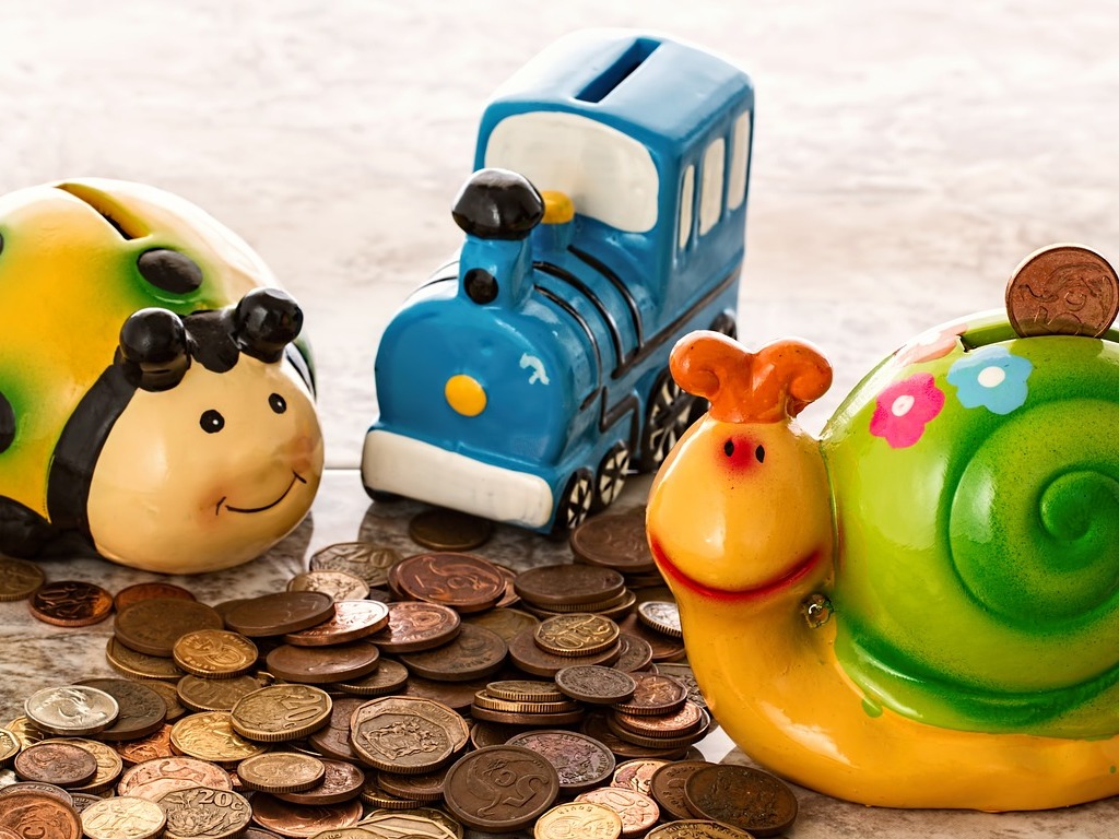 Piggy Bank 760993 1280 (1)
