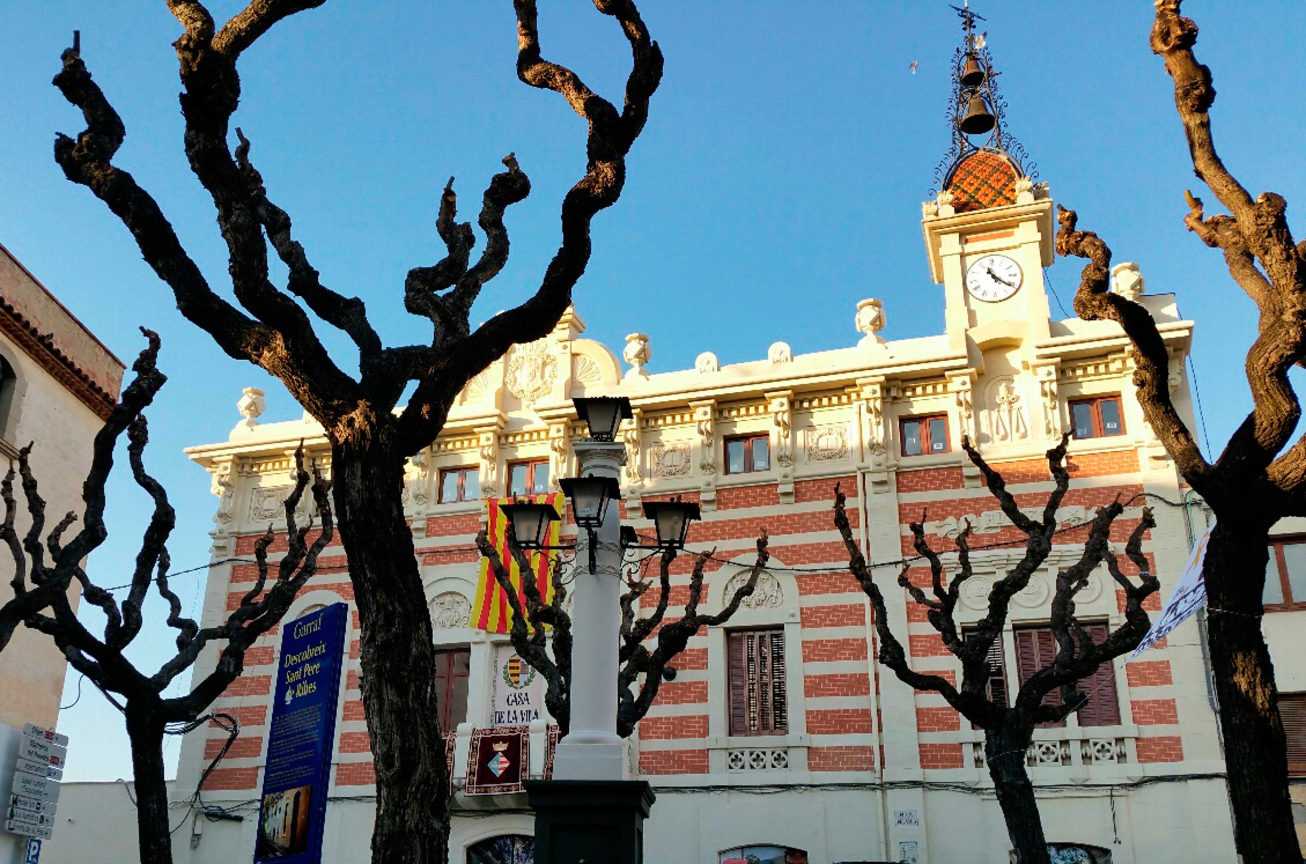 Ajuntament Ribes Scaled