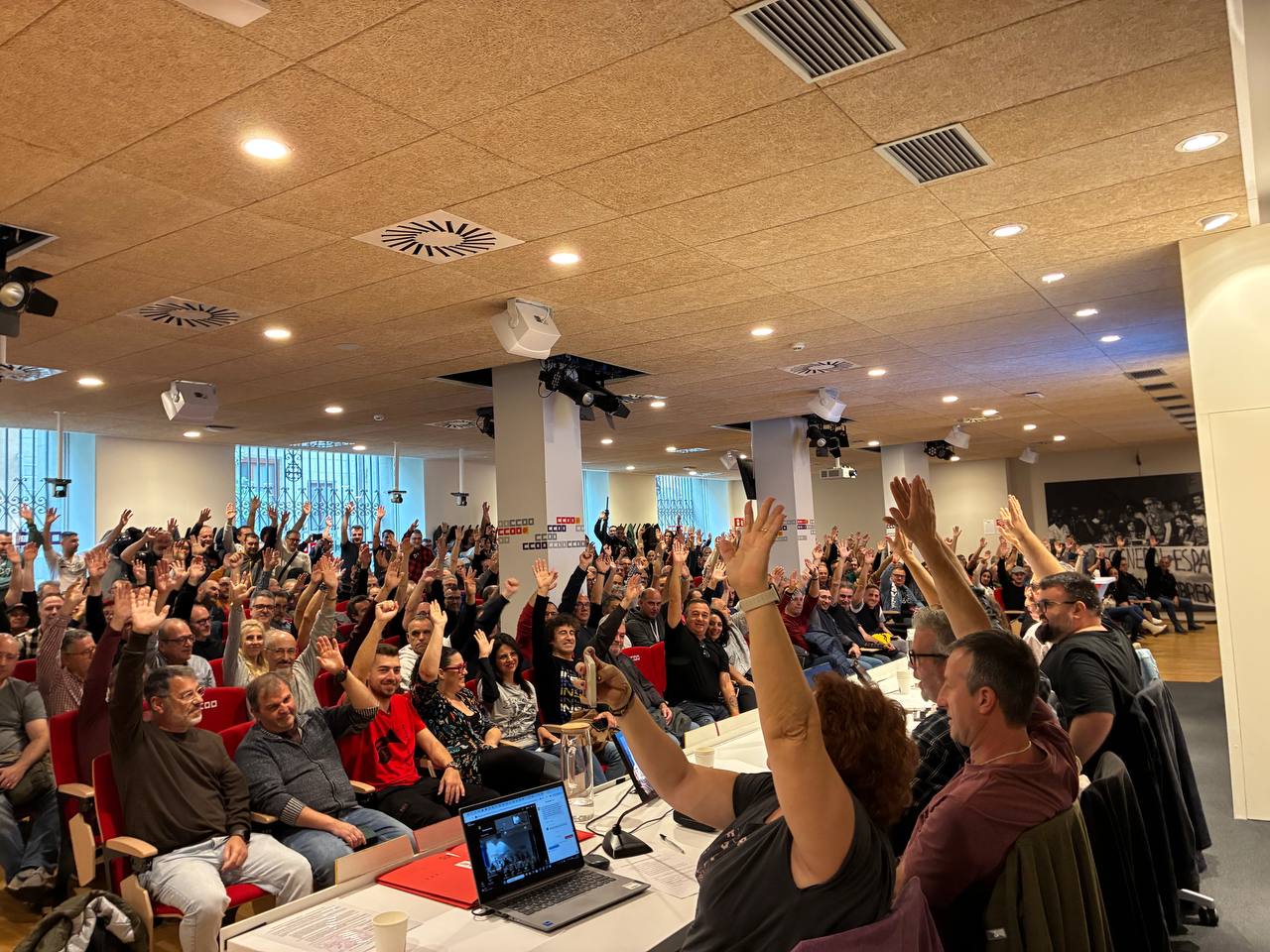 Votacio Vaga Assemblea Metall