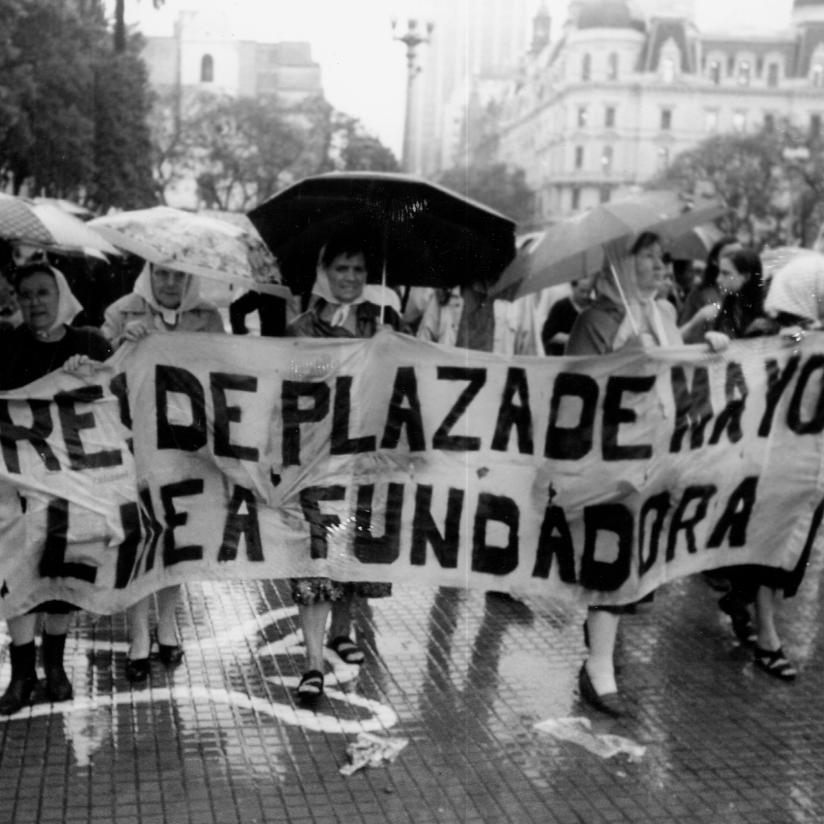 Manifestacio Madres Mayo Linea Fundadora