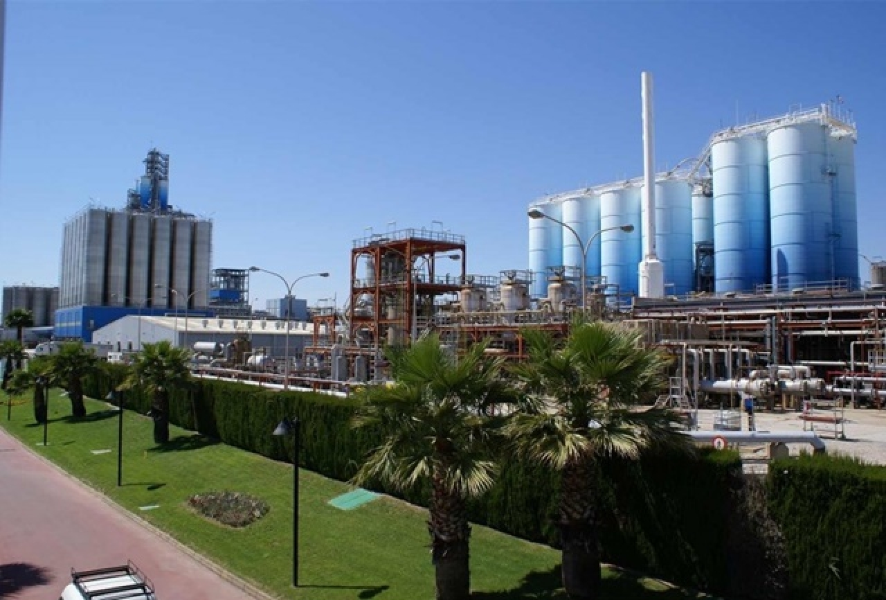 Dow Chemical Tarragona.jpg