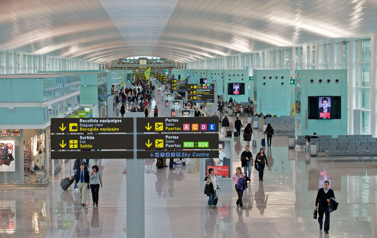 Barcelona El Prat Airport 1440x909