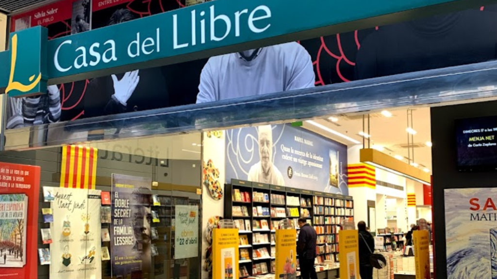 Casa De Llibre Sant Jordi