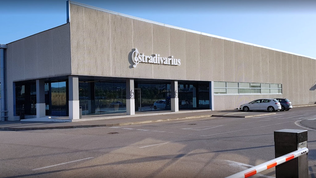 Stradivarius Logistica