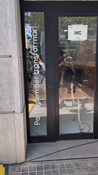 El passat dissabte 30 vam ser presents a l'Assamblea General del Consell Nacional de la Joventut de Catalunya✊️  Orgullosos del Joan i la feina que fa com a membre del secretariat💪❤️‍🔥